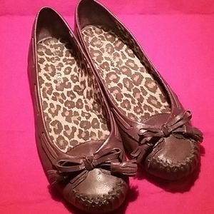Gianni Bini ladies brown flats s 9 -8.5